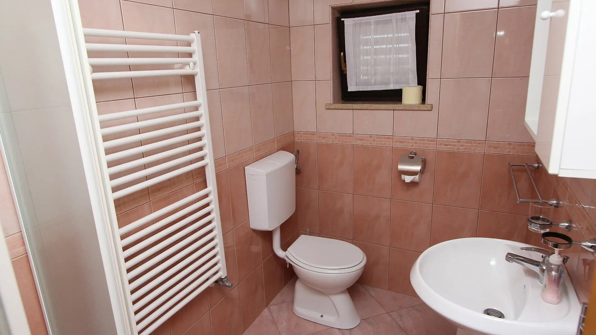 Apartmani Romano Rovinj 0*,  Croatia